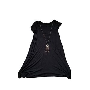 Women’s black in long gated shirt gated shirt